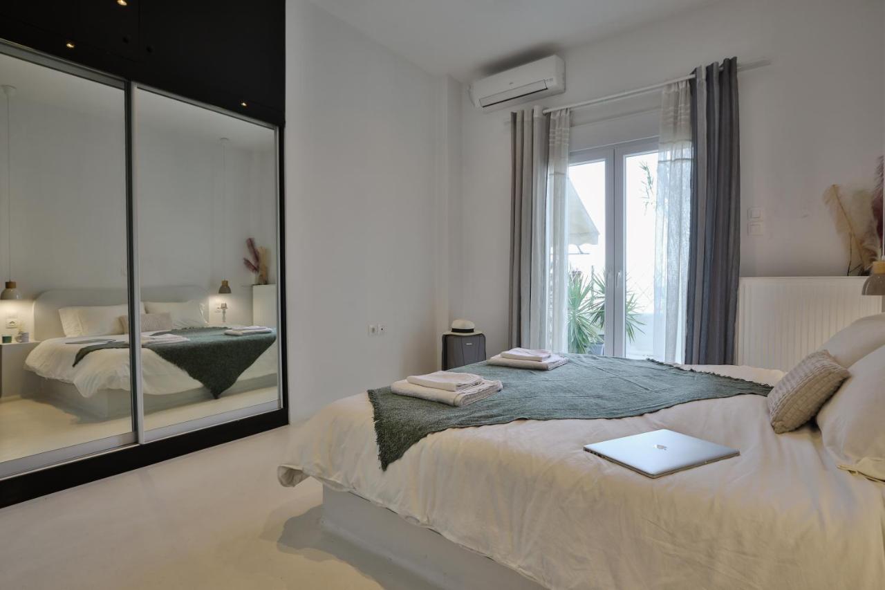 Penthouse & Apartments By The Sea Airport Airstay Αρτέμιδα Εξωτερικό φωτογραφία