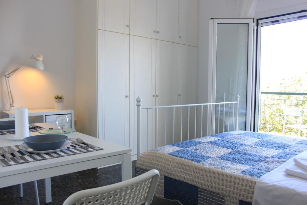 Penthouse & Apartments By The Sea Airport Airstay Αρτέμιδα Εξωτερικό φωτογραφία